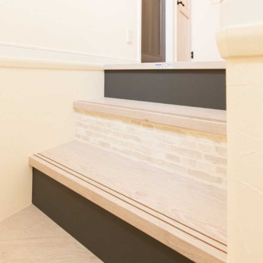 北欧風な玄関・廊下・階段