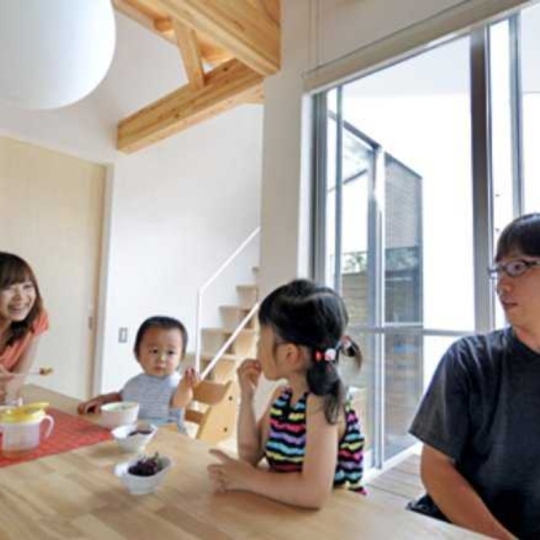 シンプルモダンなリビング