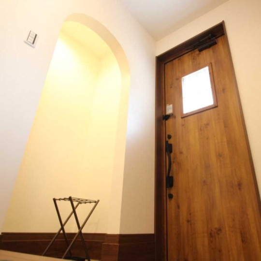 北欧風な玄関・廊下・階段