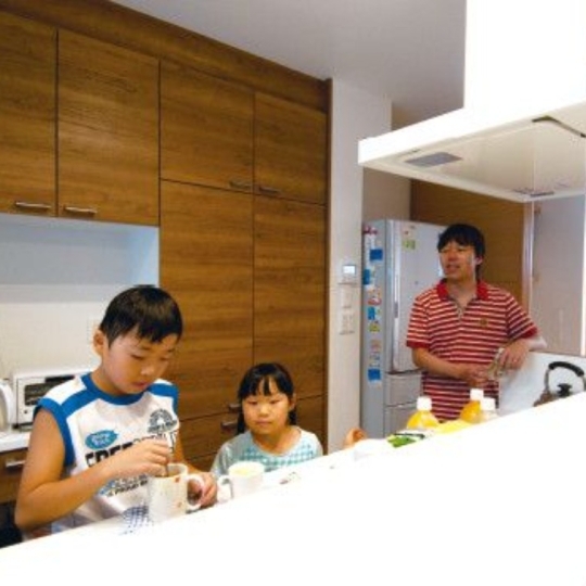 シンプルモダンなキッチン・ダイニング