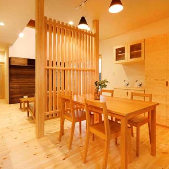 ナチュラルなキッチン・ダイニング