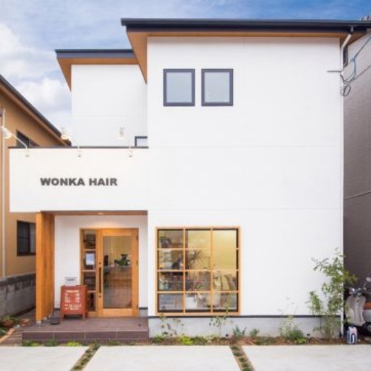 シンプルモダンな外観