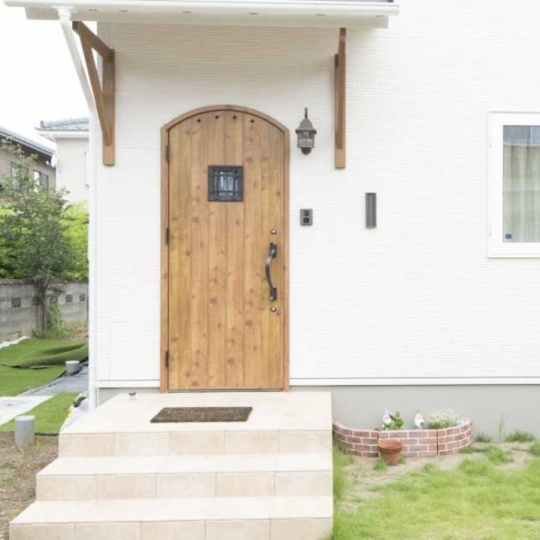 北欧風な玄関・廊下・階段