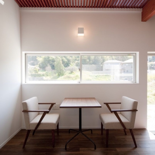 シンプルモダンなキッチン・ダイニング